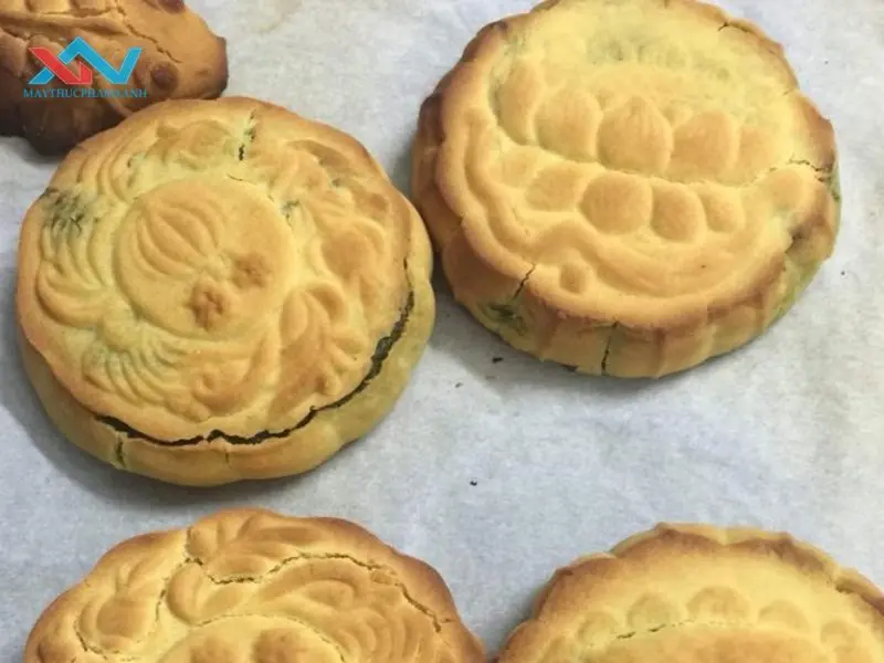 Bánh trung thu bị bở Bánh trung thu bị bở