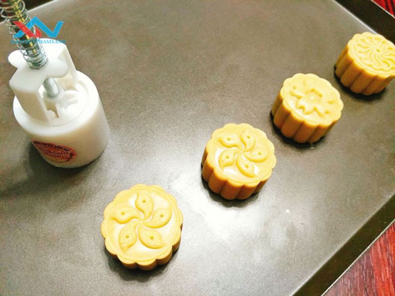 Làm vỏ bánh nướng chay
