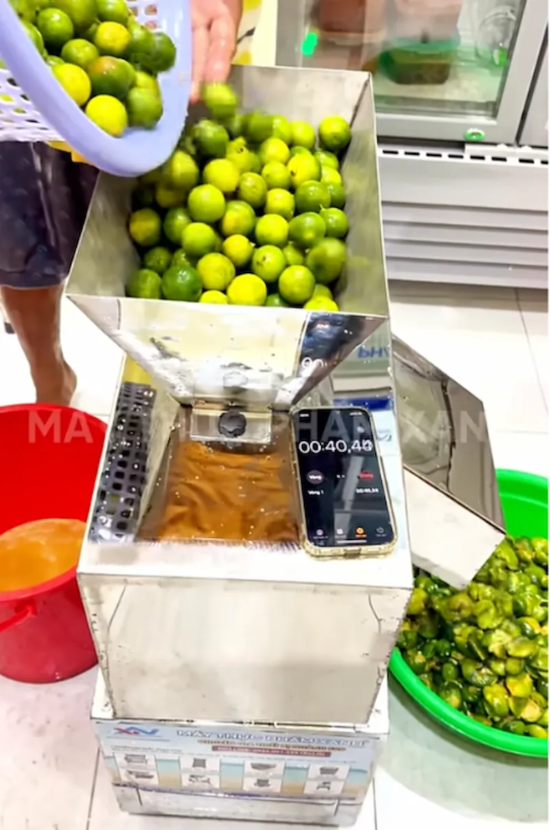vệ sinh máy ép tắc