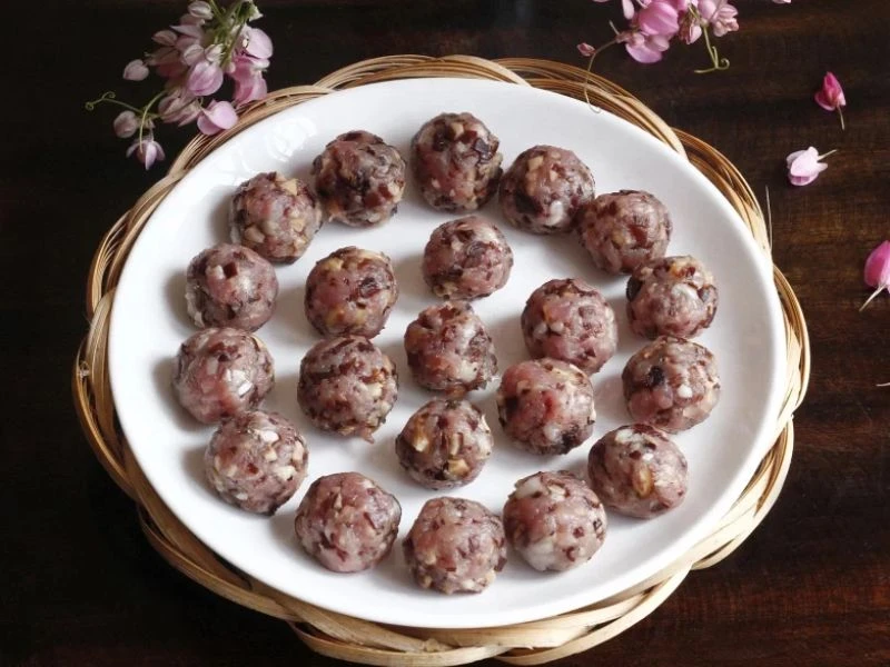 Máy trộn thịt làm mọc