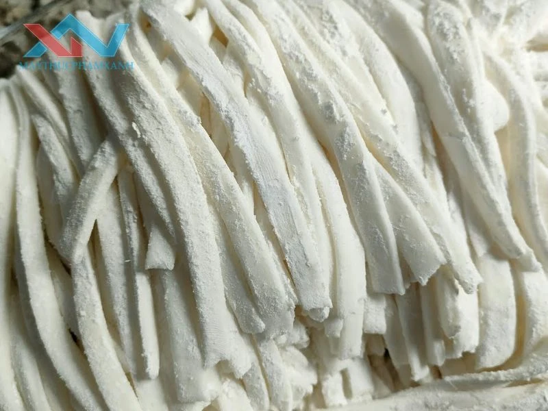 cách nhào bột mì làm bánh canh
