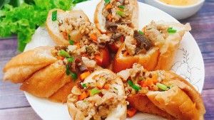 Bánh mì thịt băm thơm ngon hấp dẫn