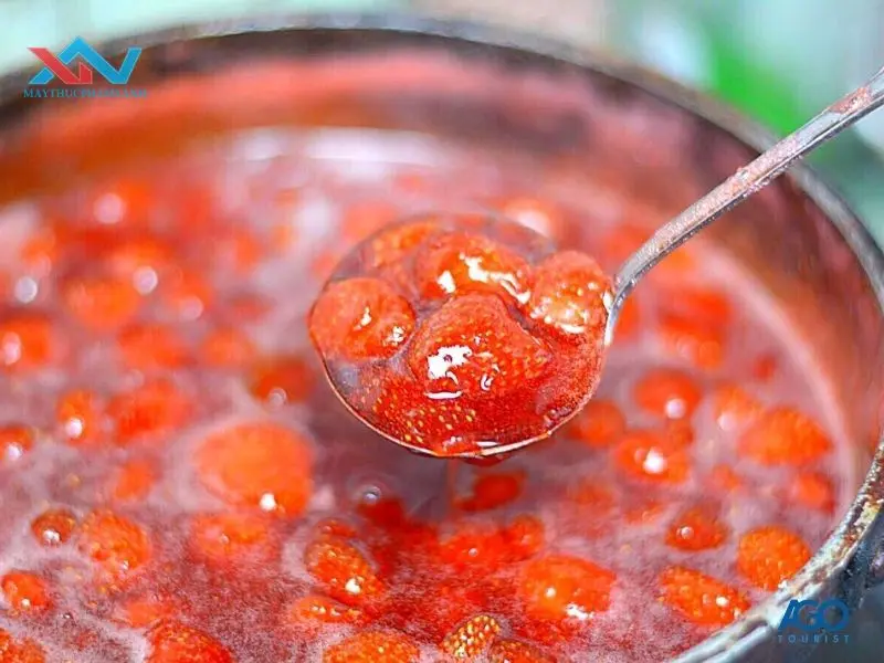 Bí quyết để mứt dâu tây thành công và thơm ngon