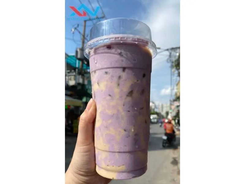  Hoàn thiện món trà sữa mắm tôm