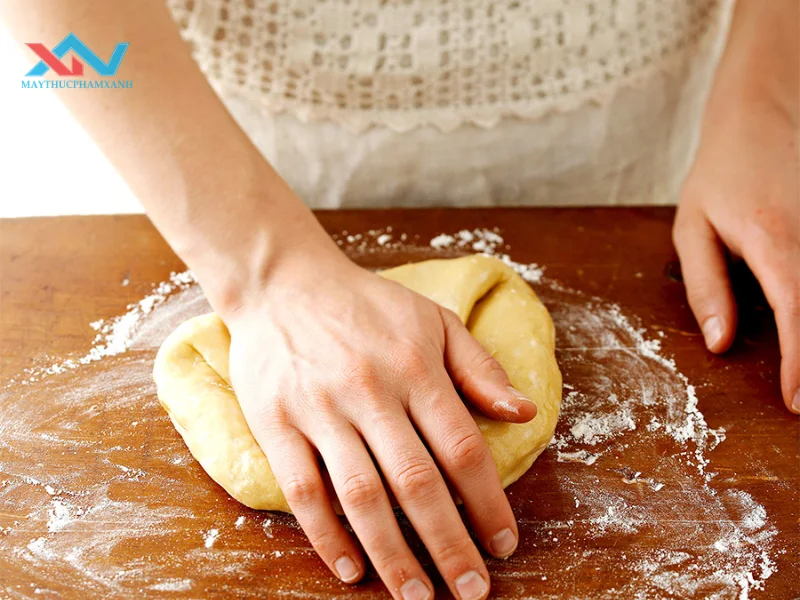 cách làm mì tươi kéo sợi bằng tay