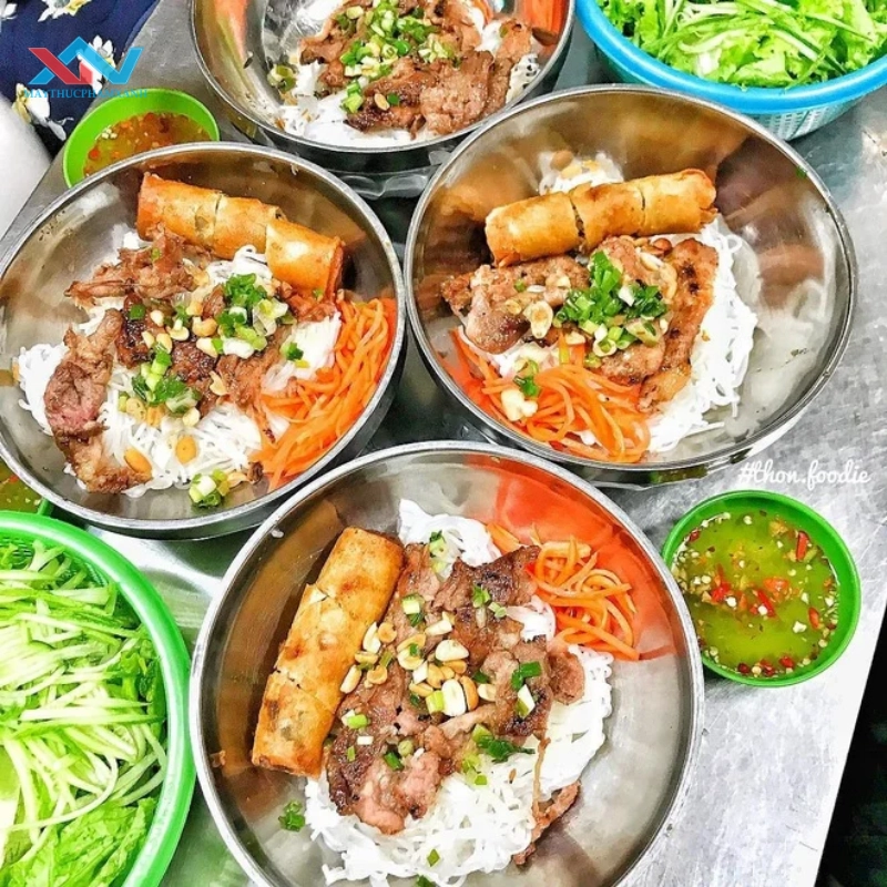 Nâng tầm món ăn trong mắt khách hàng