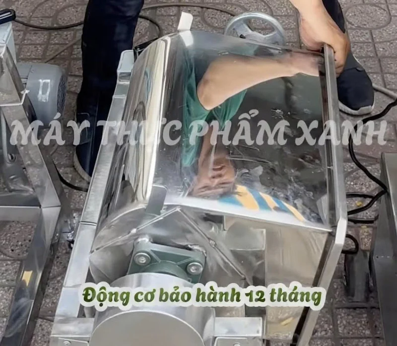 Motor giảm tốc trong máy trộn thịt Motor giảm tốc trong máy trộn thịt