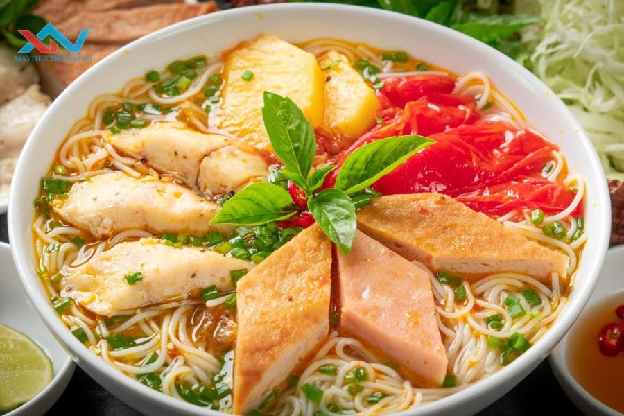 Mở quán bún chả cá cần chuẩn bị gì? Chi tiết từ A-Z