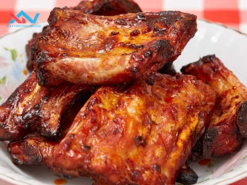 Kỹ thuật nướng sườn đạt độ mềm mọng lý tưởng
