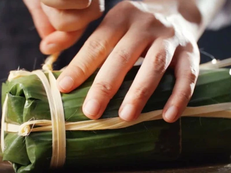 Kỹ thuật gói bánh tét chuyên nghiệp