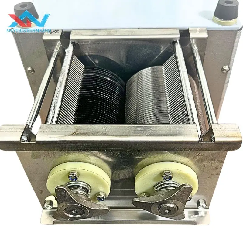 Máy thái thịt QX-260 của Máy Thực Phẩm Xanh