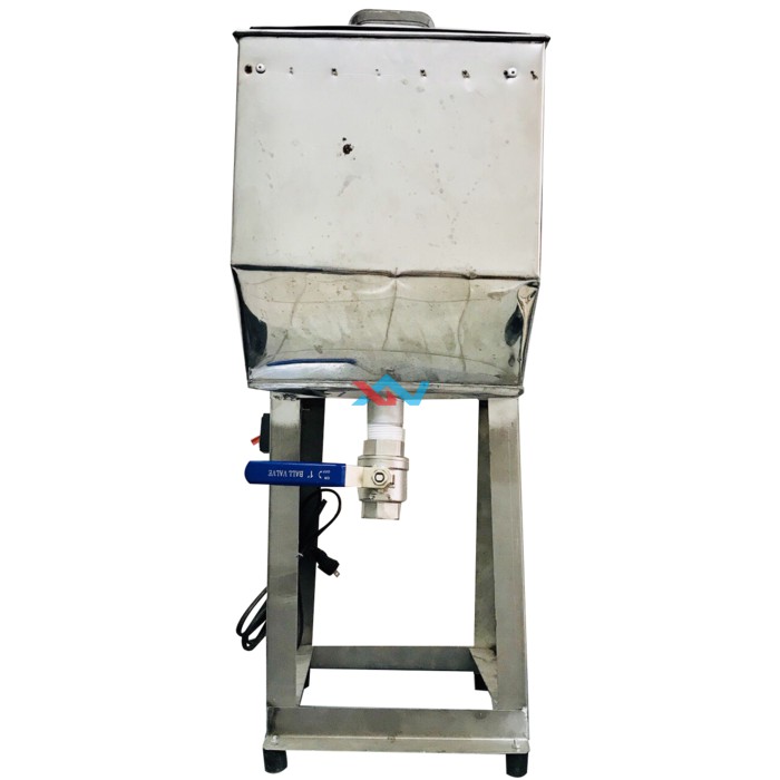 Máy-xay-rau-má-công-nghiệp-inox-0.5HP-8-dao
